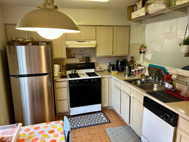 5 Oyster Bay Rd unit B, Absecon, NJ 08201 - photo 3