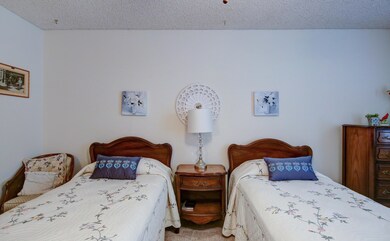 10518 W Palmeras Dr, Sun City, AZ 85373 - photo 6