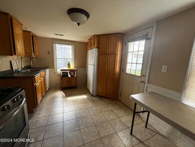 173 Morningside Ave, North Middletown, NJ 07748 - photo 6