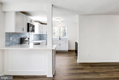 2145 Dunksferry Rd, Bensalem, PA 19020 - photo 7