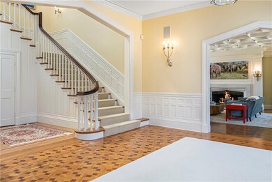 Great hall looking to Great Room.