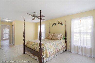 112 Huntley Oaks Blvd, Lake Placid, FL 33852 - photo 4