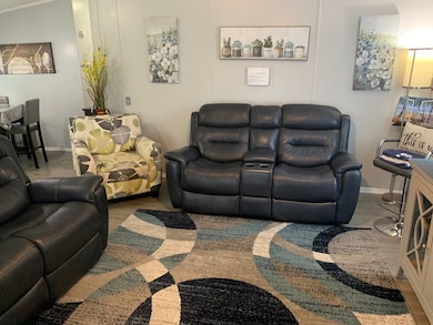 9520 Cedar Tree Ln unit 180, Lakeland, FL 33809 - photo 7