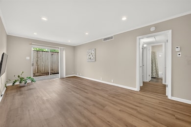 2601 St unit B114, Houston, TX 77025 - photo 7