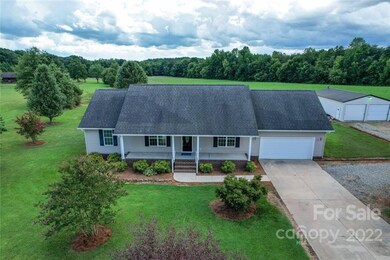 530 Barry Oak Rd, Statesville, NC 28625 - photo 3