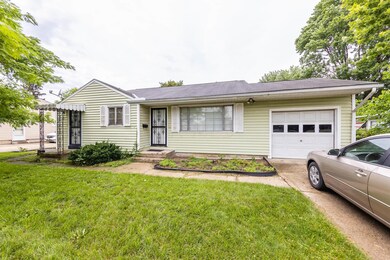 4544 Etna Rd, Columbus, OH 43213 - photo 2