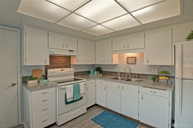 1417 Hollow Dale Place, Everett, WA 98204 - photo 6