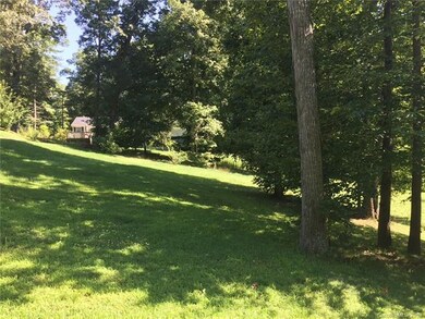 999 Beck Dr, Asheville, NC 28806 - photo 3