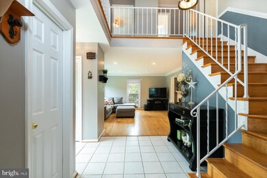 4922 Gadsen Dr, Fairfax, VA 22032 - photo 5