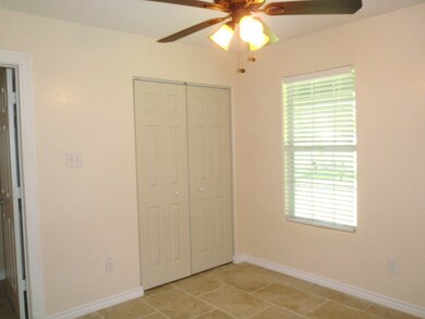 401 Walnut St, Brazoria, TX 77422 - photo 5