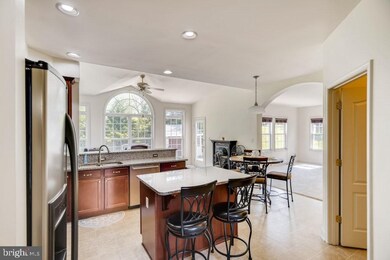 6 Turning Leaf Ct, Rosedale, MD 21237 - photo 5