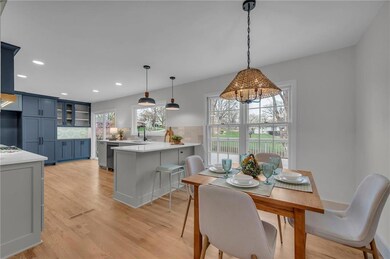 10712 W 52nd Cir, Shawnee, KS 66203 - photo 7