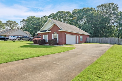 107 Fountain Crest Dr, Enterprise, AL 36330 - photo 3