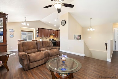 Light and Airy floor plan