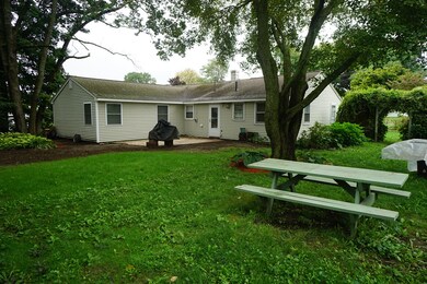 14 Elizabeth Rd, Billerica, MA 01821 - photo 4