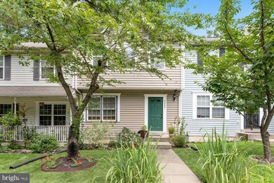 6802 Amber Hill Ct, District Heights, MD 20747 - photo 3