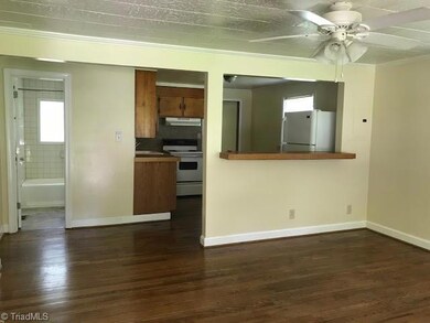 535 E Morehead St, Reidsville, NC 27320 - photo 2