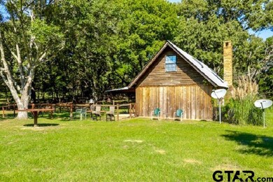 21061 Apache Rd, Tyler, TX 75705 - photo 6