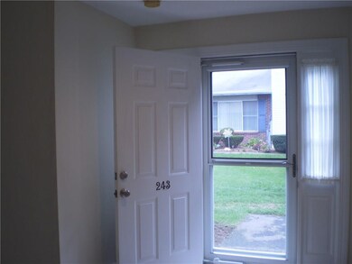 243 Chatham Cir, Warwick, RI 02886 - photo 5