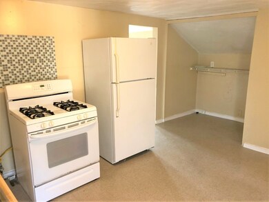 98 Bay St unit 2, Springfield, MA 01109 - photo 7