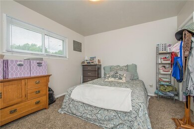 3417 56th St, Des Moines, IA 50310 - photo 6