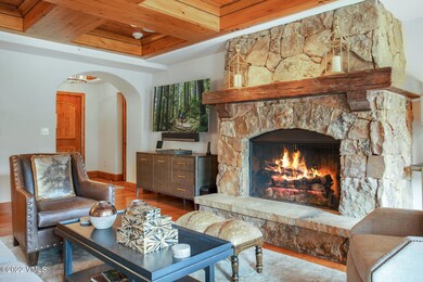 130 Daybreak Ridge Rd-002-035-Living Roo