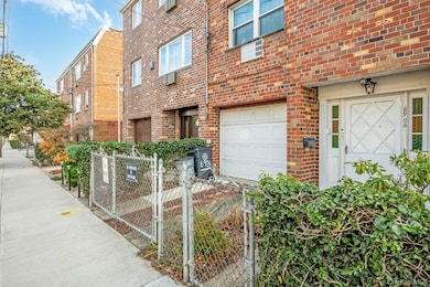 69-06 66th Rd, Flushing, NY 11379 - photo 3