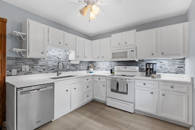 817 Wheeler Rd, Madison, WI 53704 - photo 6