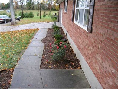 3398 Bells Mill Rd, Shepherdsville, KY 40165 - photo 3