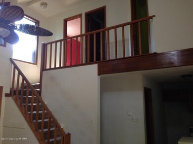 9640 Stony Hollow Dr, Tobyhanna, PA 18466 - photo 7