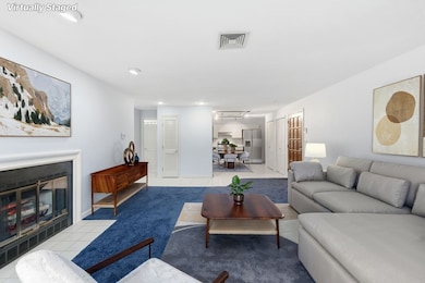 9 Thomas St unit 11, Saugus, MA 01906 - photo 2