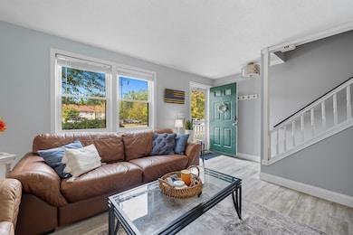 1035 S Mammoth Rd unit 6, Manchester, NH 03109 - photo 2