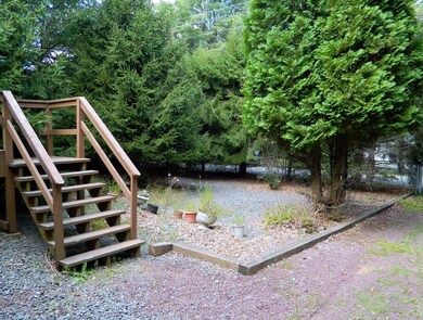 410 Mountain Rd, Albrightsville, PA 18210 - photo 4