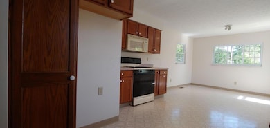 Range Side Cabinets