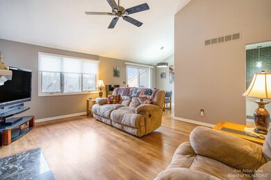 7736 Cottonwood Ln unit 34, Dexter, MI 48130 - photo 6