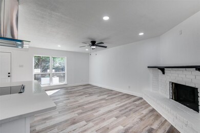 7204 Lancashire Dr, North Richland Hills, TX 76182 - photo 5