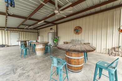 901 E Navarro Ave, de Leon, TX 76444 - photo 5