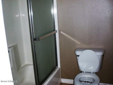 561-857023 Bathroom
