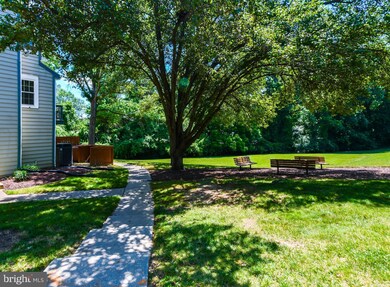 4849 River Valley Way unit 38, Bowie, MD 20720 - photo 2