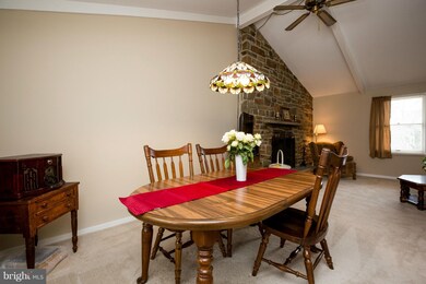 5213 Lightning View Rd, Columbia, MD 21045 - photo 7