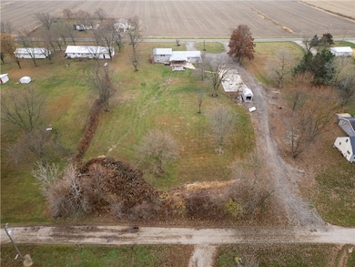 13185 E 2200 North Rd, Danville, IL 61834 - photo 7