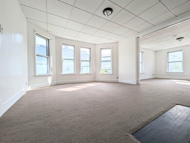 400 Cliff St unit 2, Saint Johnsbury, VT 05819 - photo 7