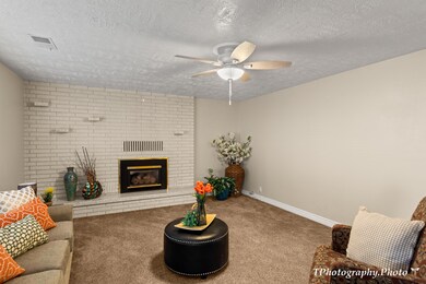 6-Formal Living Rm Off Entry