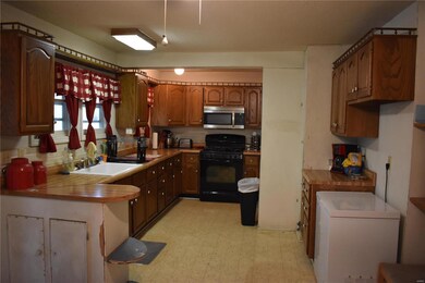 124 Buchanon St, Hannibal, MO 63401 - photo 4