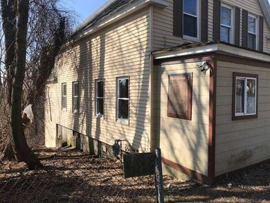 29 Edgeworth St, Worcester, MA 01605 - photo 2