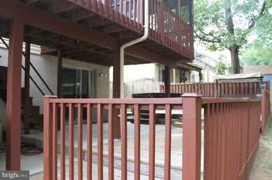 7533 Lemon Tree Ct, Hanover, MD 21076 - photo 4