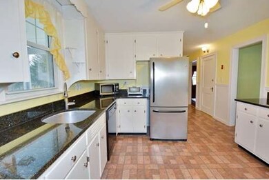 54 Pinehurst Ave, Auburn, MA 01501 - photo 4