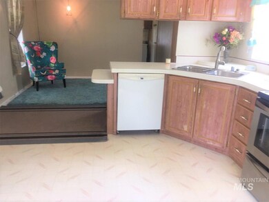 520 Empire Ln unit 22, Moscow, ID 83843 - photo 5