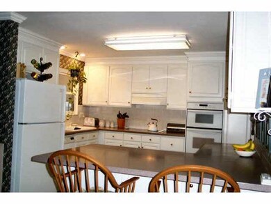 1327 Saling Dr, Columbus, OH 43229 - photo 2