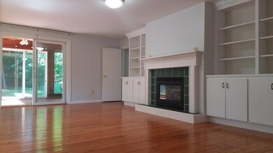 03 family room